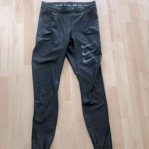 Nike leggings